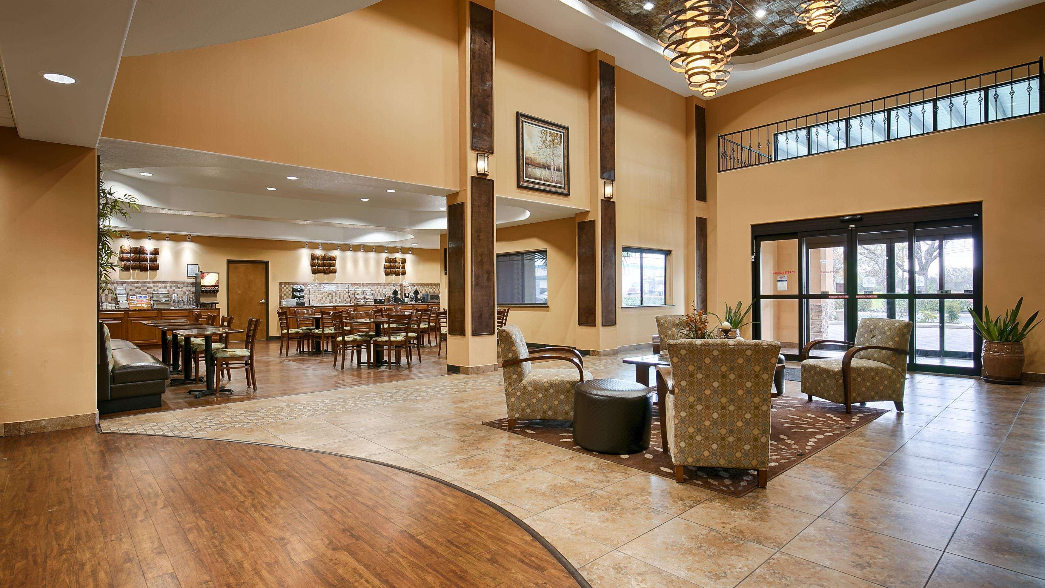 Best Western Plus Palo Alto Inn And Suites San Antonio Exterior photo